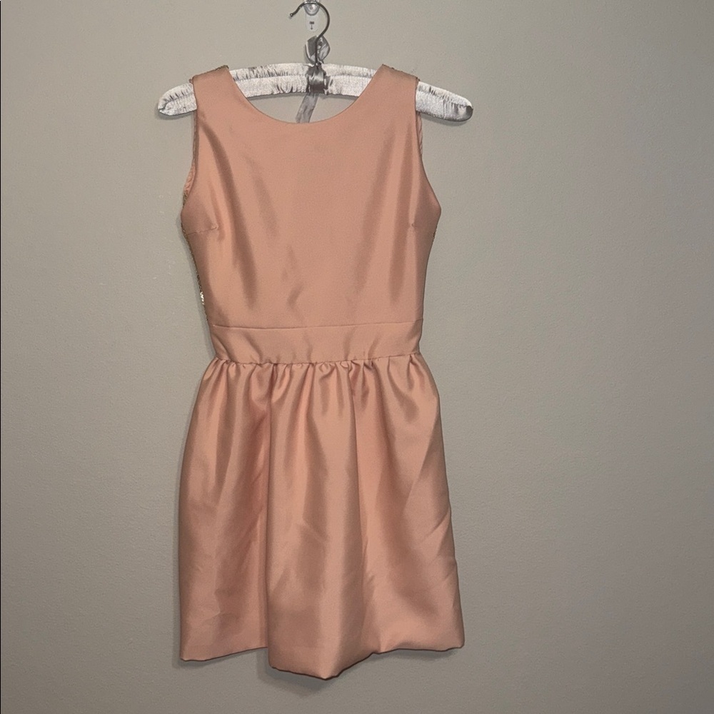 Camilyn Beth Peach Gold Sequin Back Party Dress - size 0. B7 - Picture 2 of 7